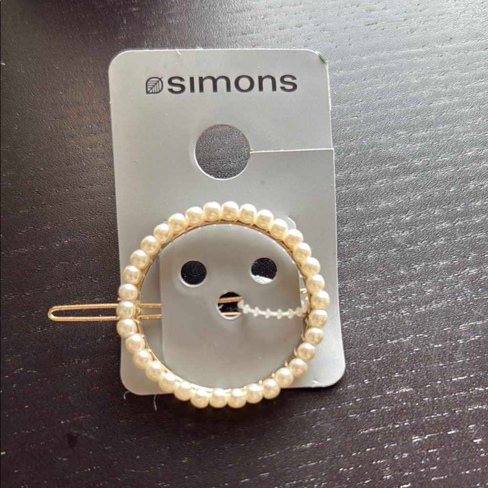 Simons Pearl Hair Clip